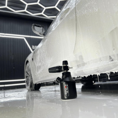 SAVONS, PRÉLAVAGE ET SHAMPOOINGS DE LAVAGE DE VOITURE