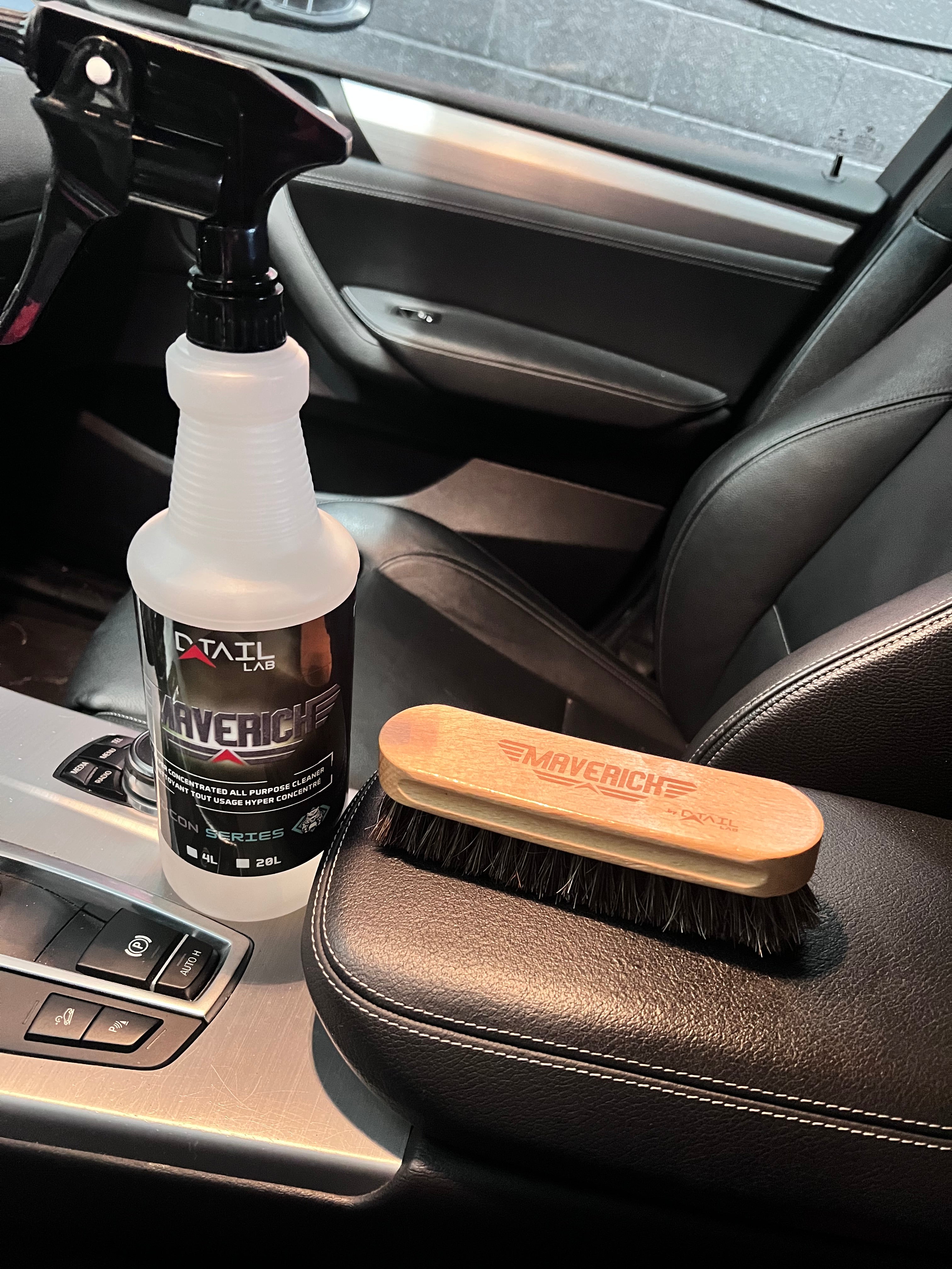 MAVERICK Horsehair Brush for Leather, Suede & Alcantara